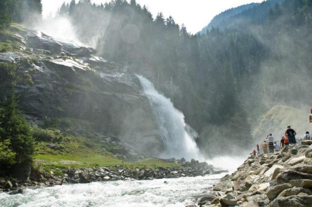Appartamento Almstube Fritz Wald im Pinzgau Esterno foto