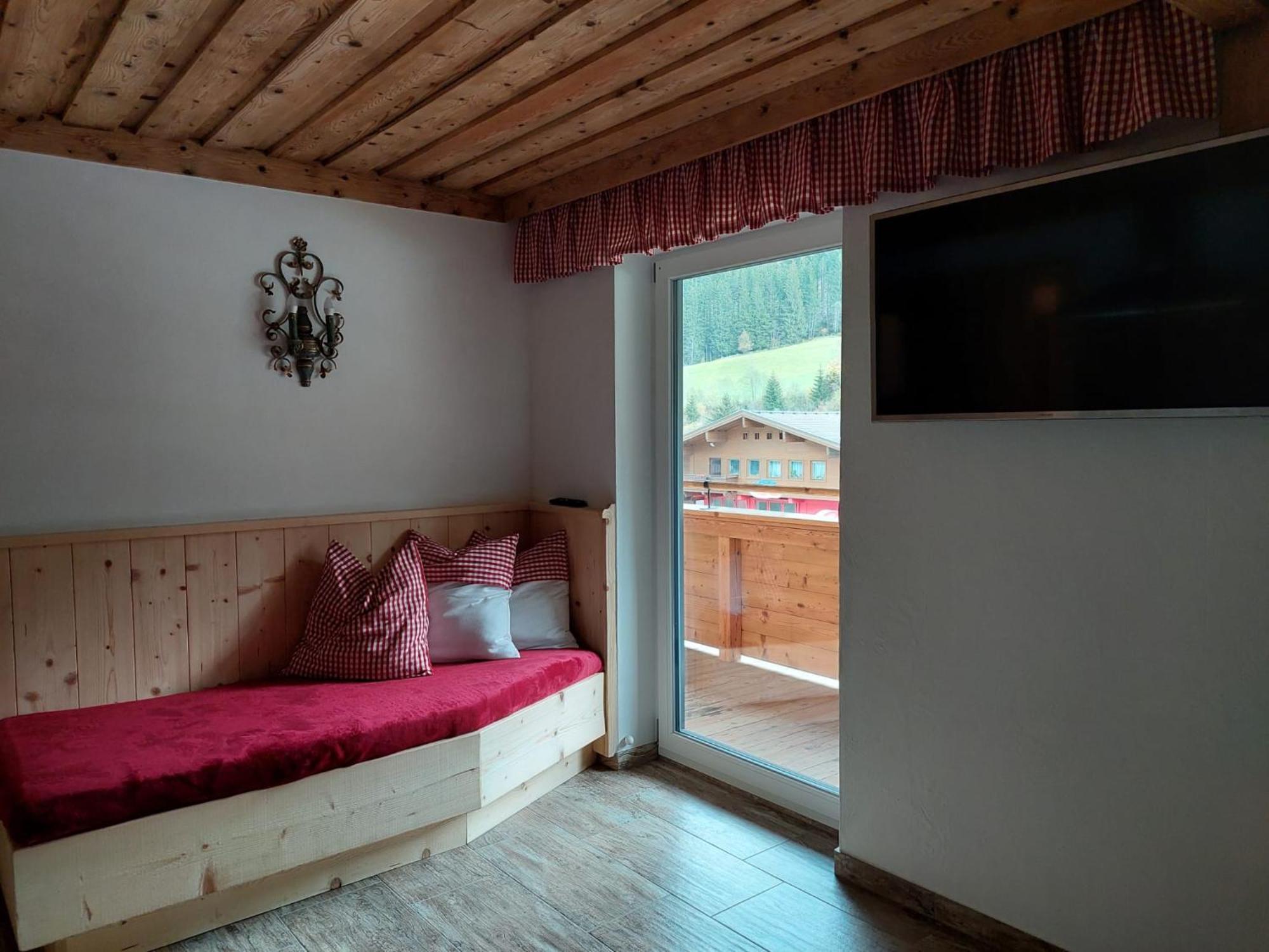 Appartamento Almstube Fritz Wald im Pinzgau Esterno foto